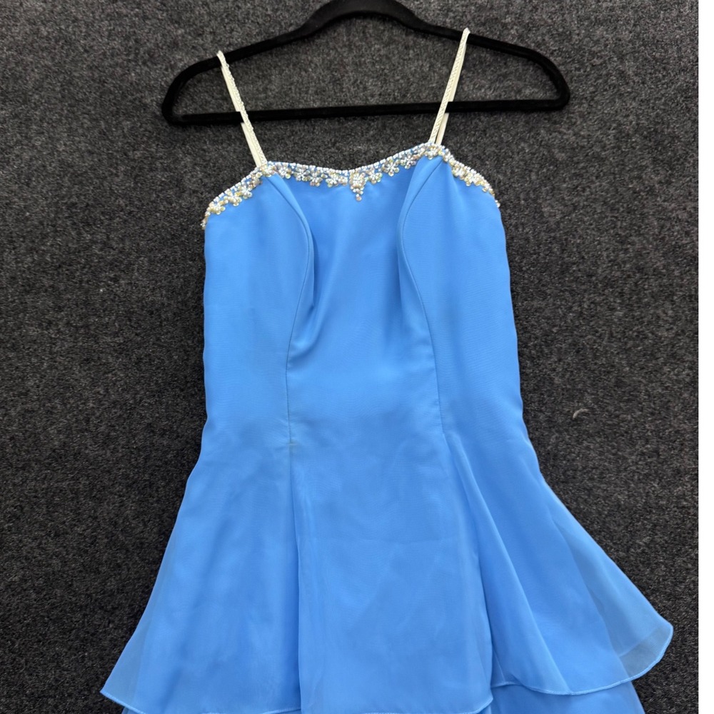 Vintage Bonny Blue Tiered Ruffle Beaded Formal Prom Dress Size 6
